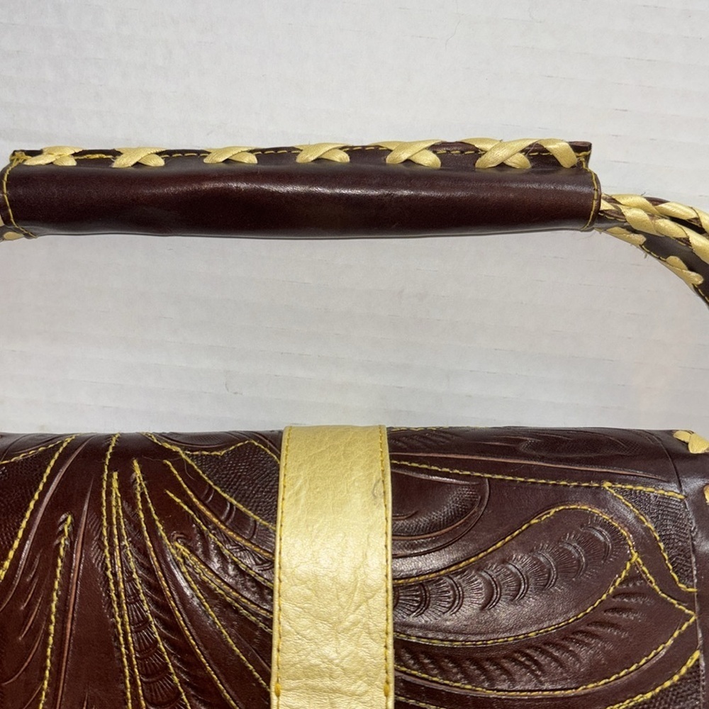 BROWN AND YELLOW LEATHER HAND BAG DETAILS ARE UNIQUE AND CHIC MADE IN PARAGUAY - Picture 6 of 13